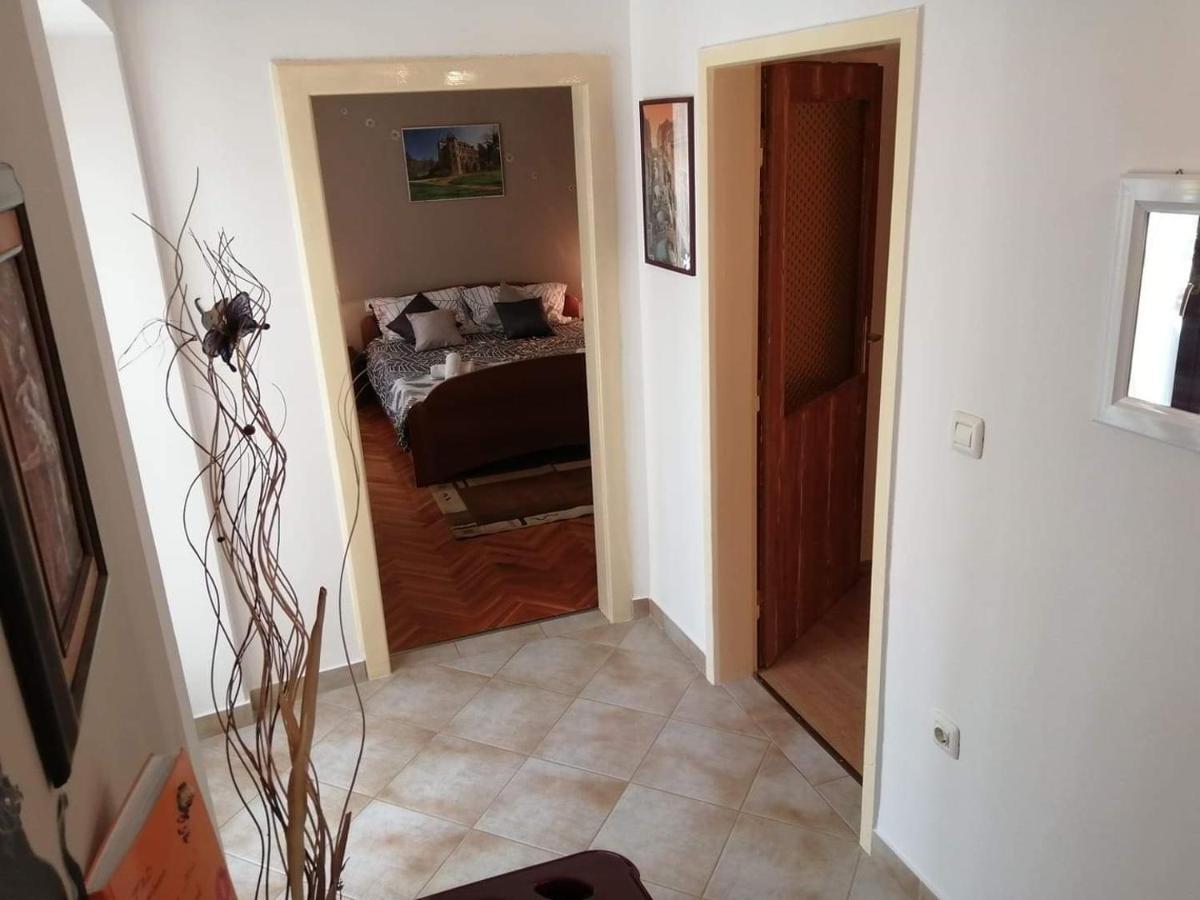 T&D Apartmani Pula Exterior foto